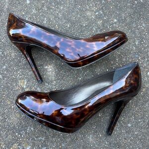 Stuart Weitzman Tortoise Shell Patent Leather Platform Almond Toe Pumps Sz 9.5M